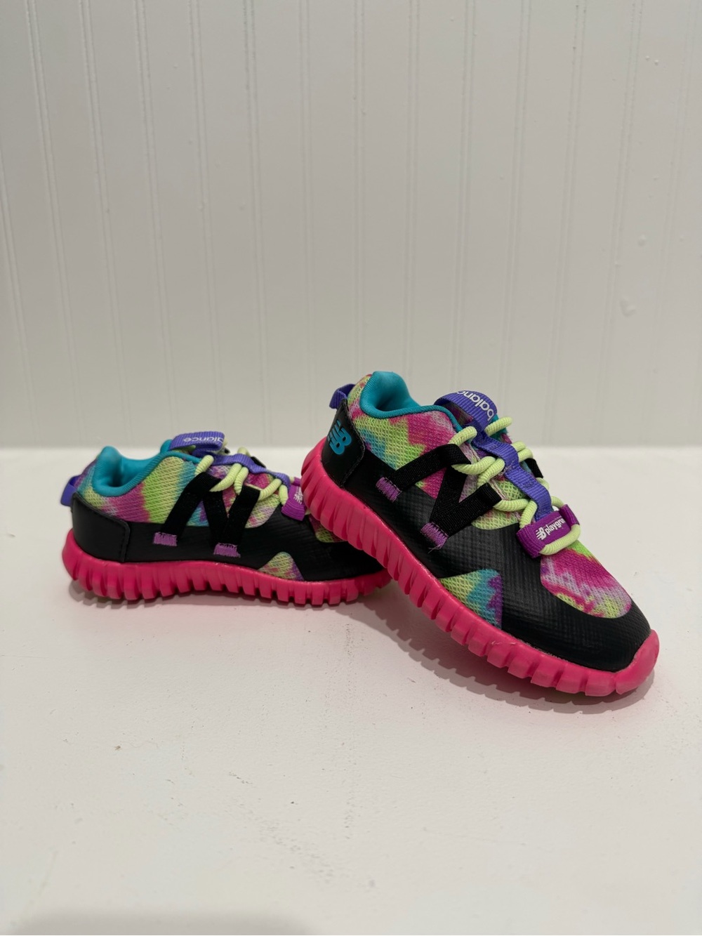 New Balance Kids' Black Multicolor Sneakers with Pink Sole